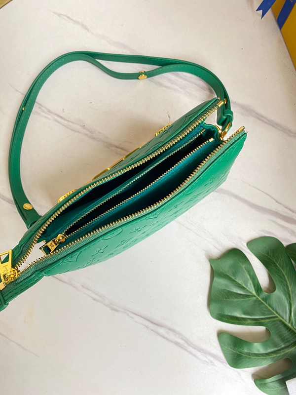 ルイヴィトンバッグ着用イメージ